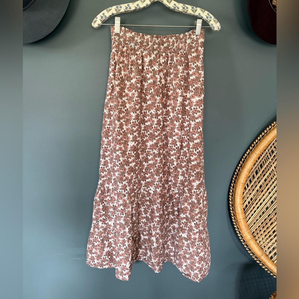 Cupcakes and Cashmere Pink Floral maxi skirt Ruffle Size Small - Picture 1 of 6
